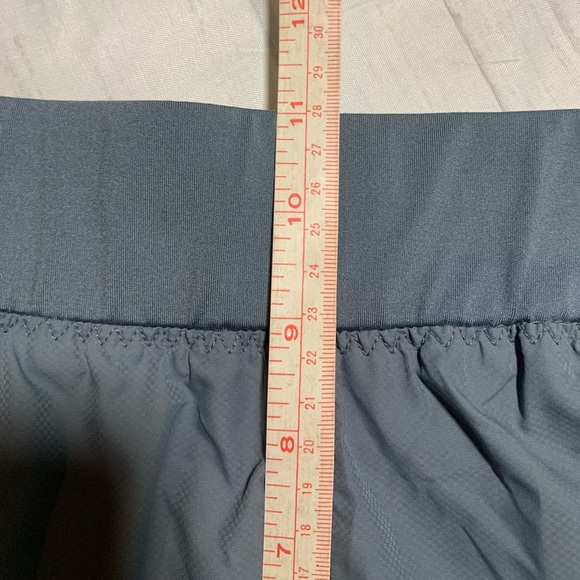 Athleta Gray athletic Shorts. Size S. - Picture 9 of 10